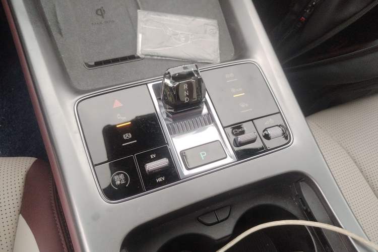 Used BYD Seal 2023 DM-i 1.5L 121km Prestige Model Gear Lever
