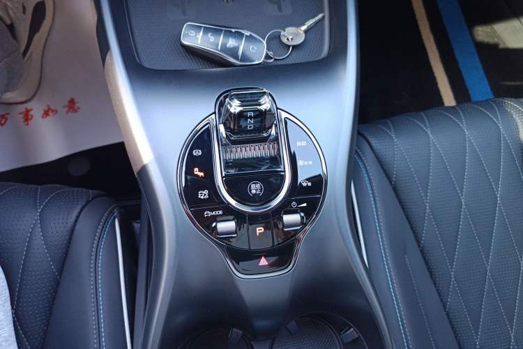 Used BYD Seal 2023 Champion Edition 700km Performance Version Gear Lever