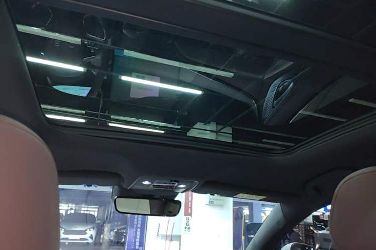 Used BYD Seal 2023 DM-i 1.5L 121km Prestige Model Headliner