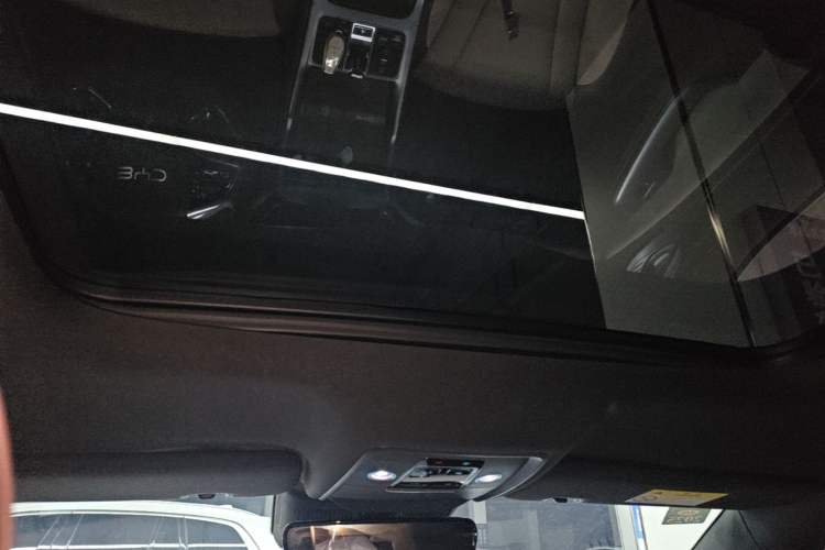 Used BYD Seal 2023 DM-i 1.5L 121km Prestige Model Headliner