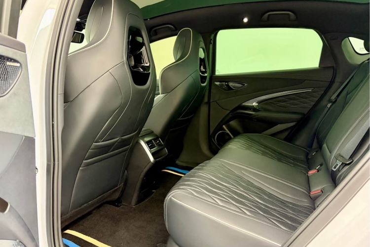 Used BYD Seal 2023 Champion Edition 550km Prestige Model Interior 6