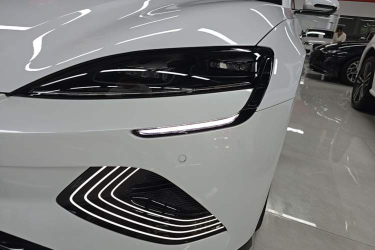 Used BYD Seal 2023 Champion Edition 550km Prestige Model Left Front Headlight