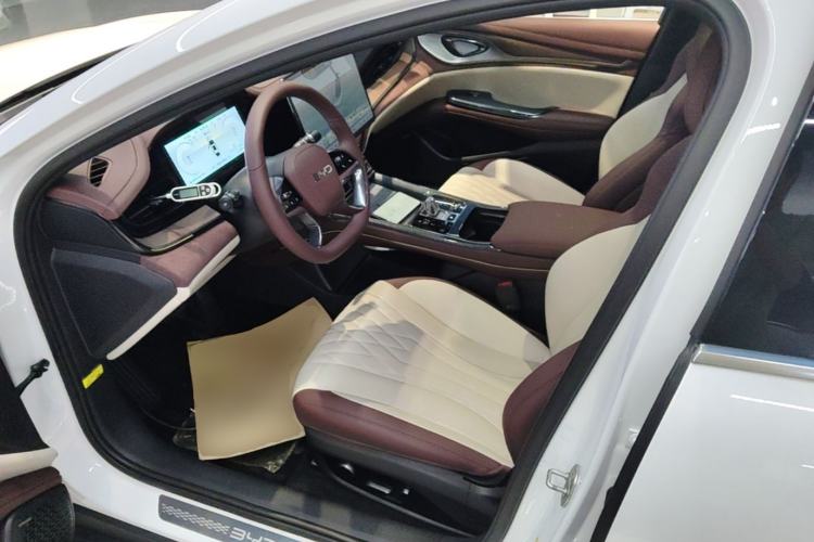 Used BYD Seal 2023 DM-i 1.5T 121km Flagship Model Left Front Seat