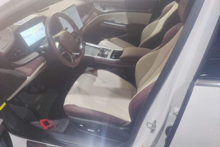 Used BYD Seal 2023 DM-i 1.5L 121km Prestige Model Left Front Seat