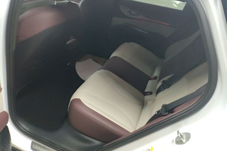 Used BYD Seal 2023 DM-i 1.5L 121km Prestige Model Left Rear Seat
