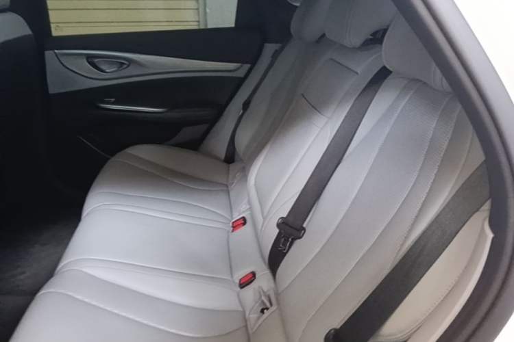Used BYD Seal 2023 DM-i 1.5L 121km Luxury Model Left Rear Seat