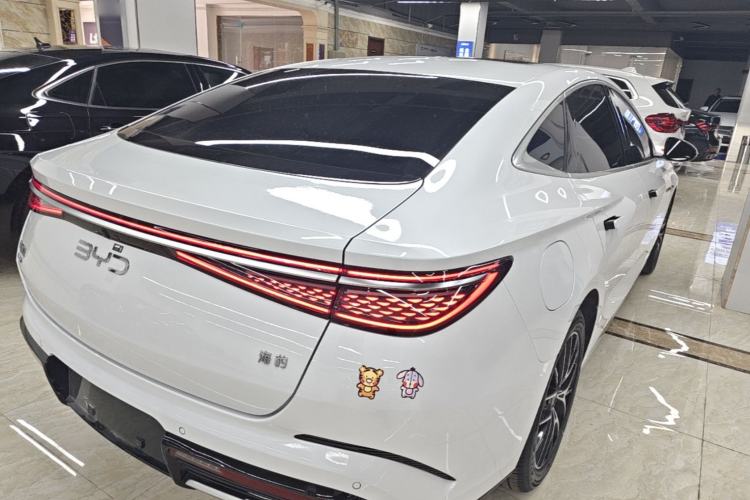 Used BYD Seal 2023 DM-i 1.5L 121km Prestige Model Rear Right 45 Deg