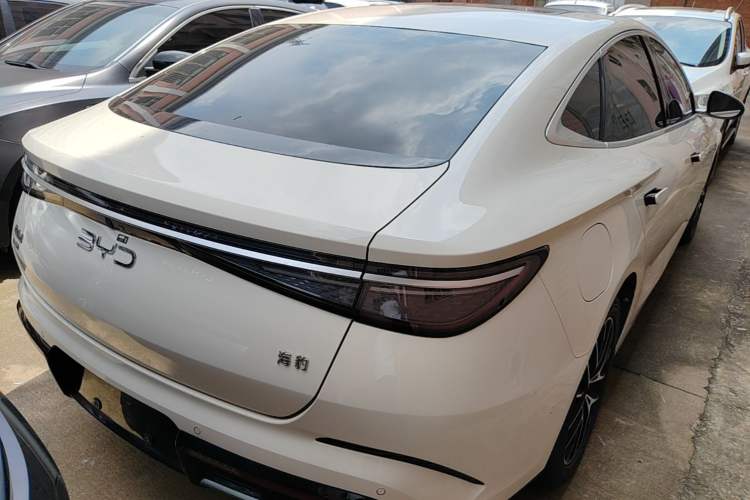 Used BYD Seal 2023 DM-i 1.5T 121km Flagship Model Rear Right 45 Deg