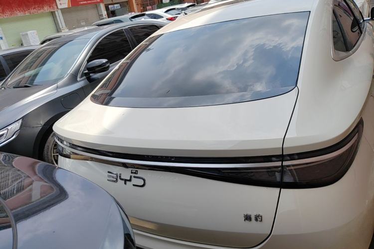 Used BYD Seal 2023 DM-i 1.5T 121km Flagship Model Rear