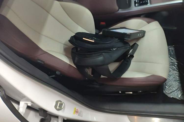 Used BYD Seal 2023 DM-i 1.5L 121km Prestige Model Right Front Seat