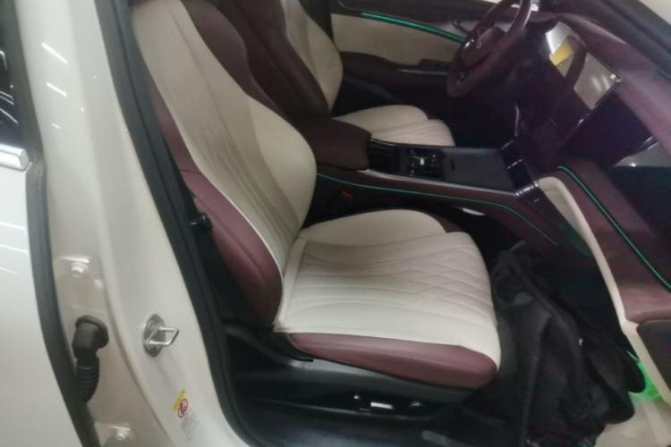 Used BYD Seal 2023 DM-i 1.5T 121km Flagship Model Right Front Seat