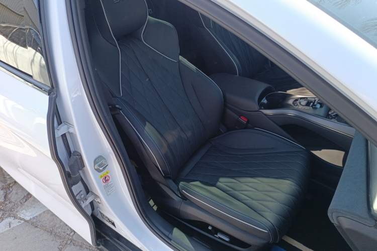 Used BYD Seal 2023 Champion Edition 700km Performance Version Right Front Seat