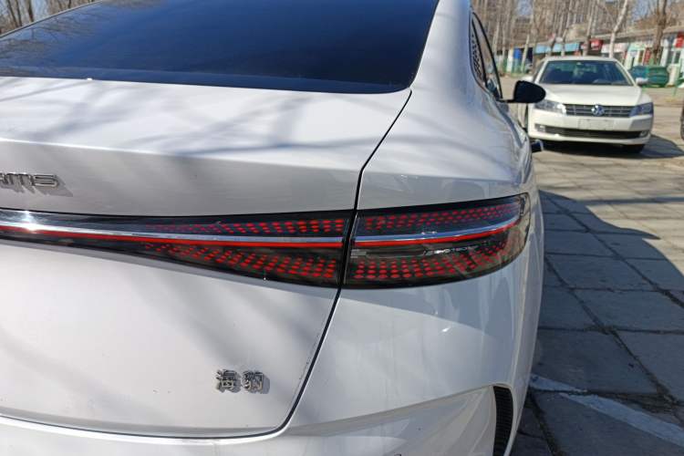 Used BYD Seal 2023 Champion Edition 700km Performance Version Right Rear Taillight
