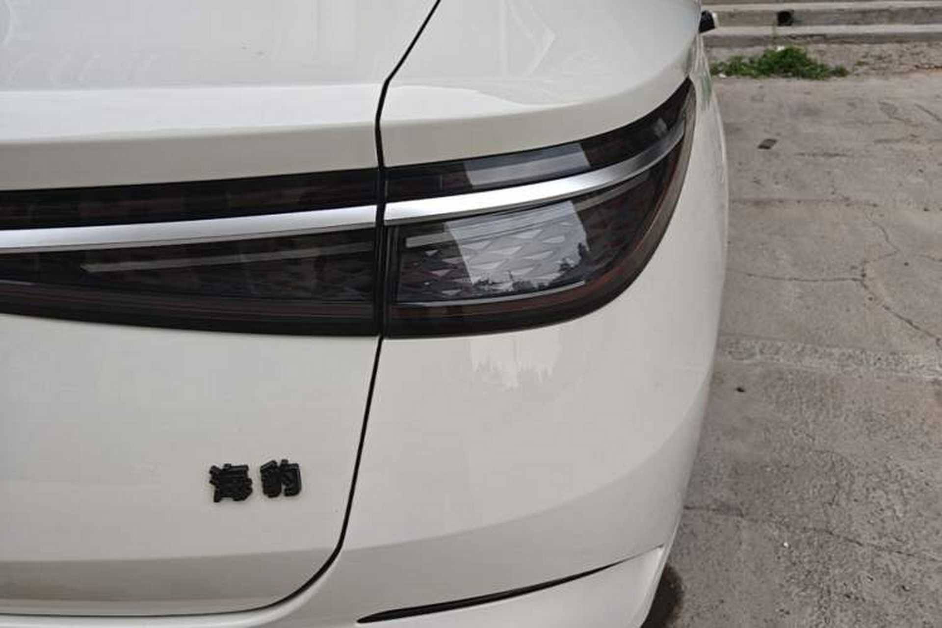 Used BYD Seal 2023 DM-i 1.5L 121km Elite Model Right Rear Taillight