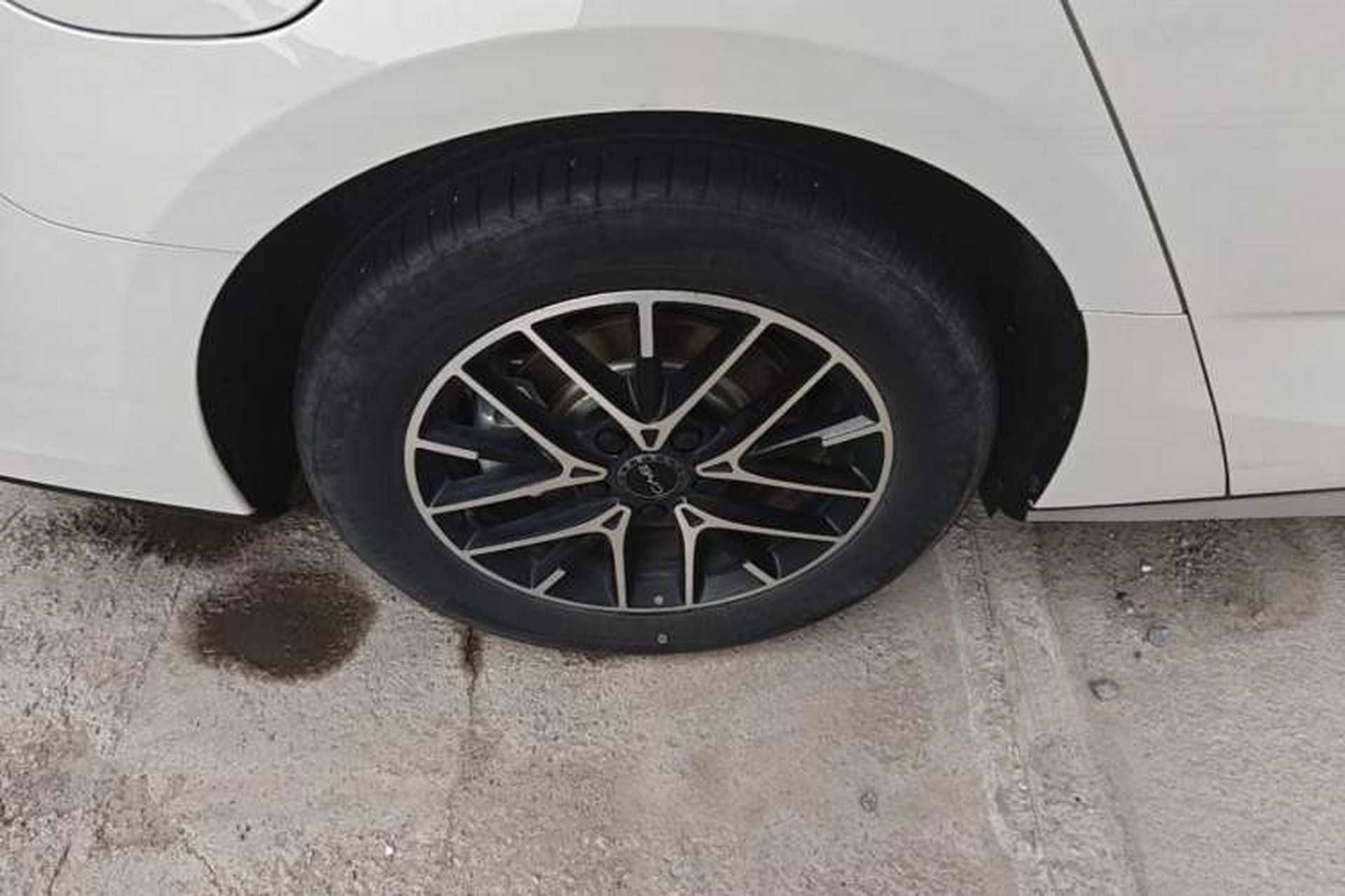 Used BYD Seal 2023 DM-i 1.5L 121km Elite Model Right Rear Wheel Hub