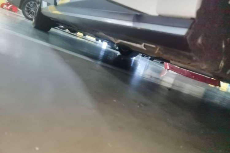 Used BYD Seal 2023 DM-i 1.5T 121km Flagship Model Right Side Sill
