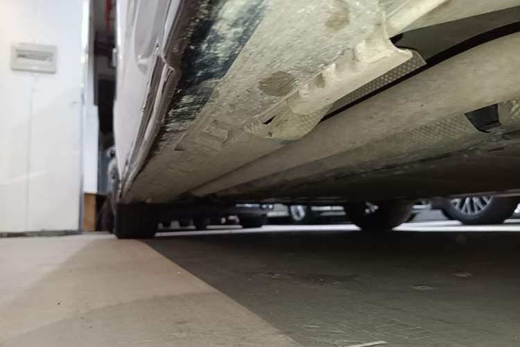 Used BYD Seal 2023 DM-i 1.5L 121km Prestige Model Right Side Sill