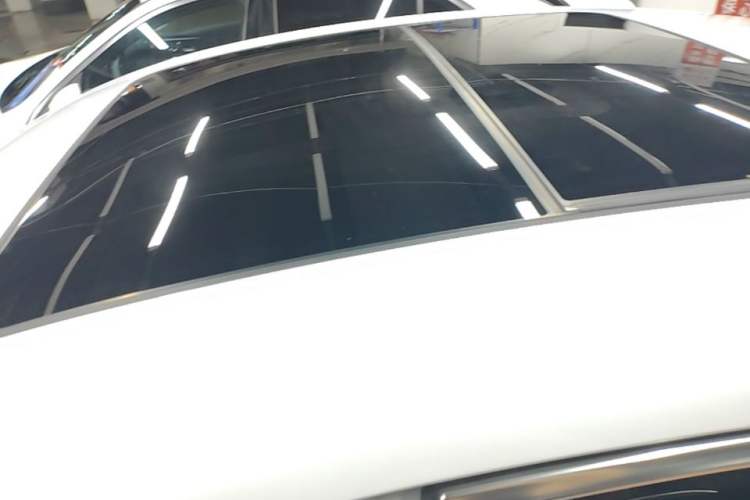 Used BYD Seal 2023 DM-i 1.5L 121km Prestige Model Roof