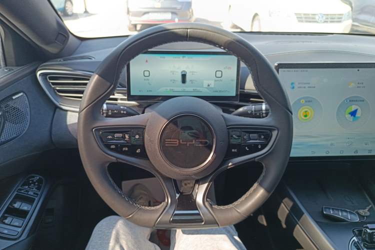 Used BYD Seal 2023 Champion Edition 700km Performance Version Steering Wheel