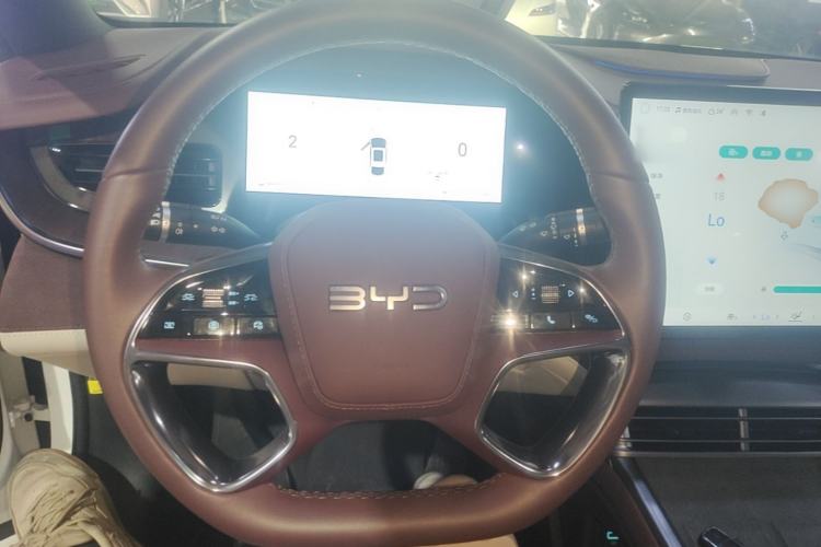 Used BYD Seal 2023 DM-i 1.5L 121km Prestige Model Steering Wheel