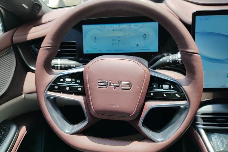 Used BYD Seal 2023 DM-i 1.5T 121km Flagship Model Steering Wheel