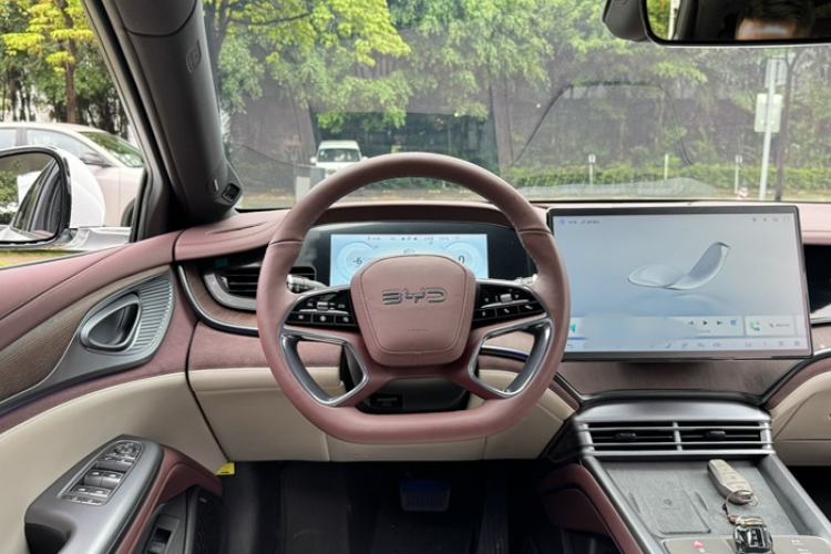 Used BYD Seal 2023 DM-i 1.5T 121km Flagship Model Steering Wheel