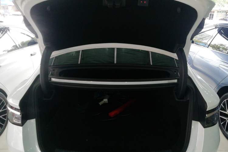 Used BYD Seal 2023 DM-i 1.5L 121km Prestige Model Trunk