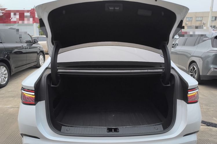 Used BYD Seal 2023 DM-i 1.5L 121km Luxury Model Trunk
