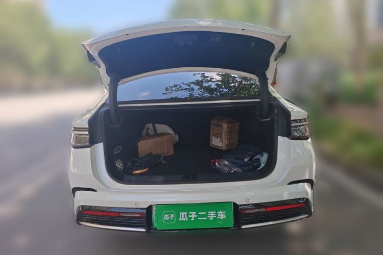 Used BYD Seal 2023 DM-i 1.5L 121km Prestige Model Trunk