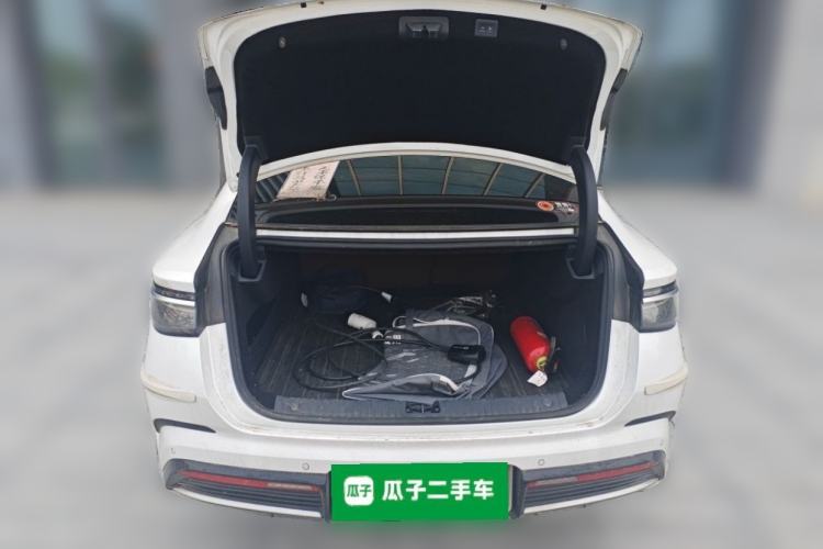 Used BYD Seal 2023 DM-i 1.5T 121km Flagship Model Trunk
