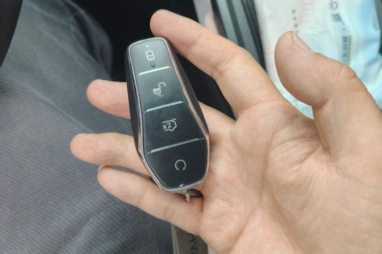Used BYD Seal 2023 DM-i 1.5L 121km Prestige Model Vehicle Key