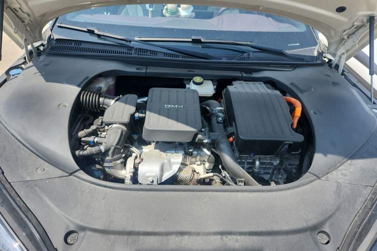 Used BYD Seal 2023 DM-i 1.5T 121km Prestige Model Engine Bay