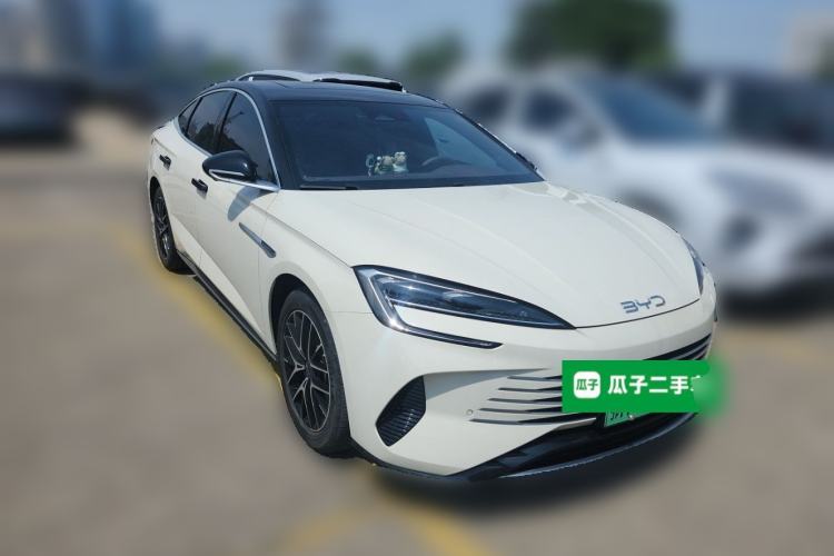 Used BYD Seal 2023 DM-i 1.5T 121km Prestige Model Front Right 45 Deg