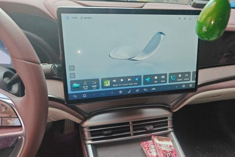 Used BYD Seal 2024 HONOR Edition DM-i 1.5L 121km Prestige Model Audio And AC Panel