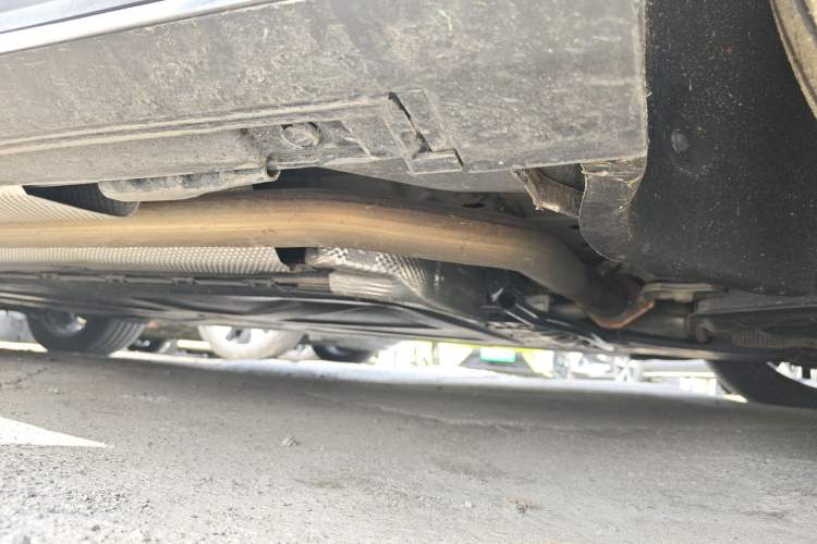 Used BYD Seal 2024 HONOR Edition DM-i 1.5L 121km Prestige Model Chassis Front Right