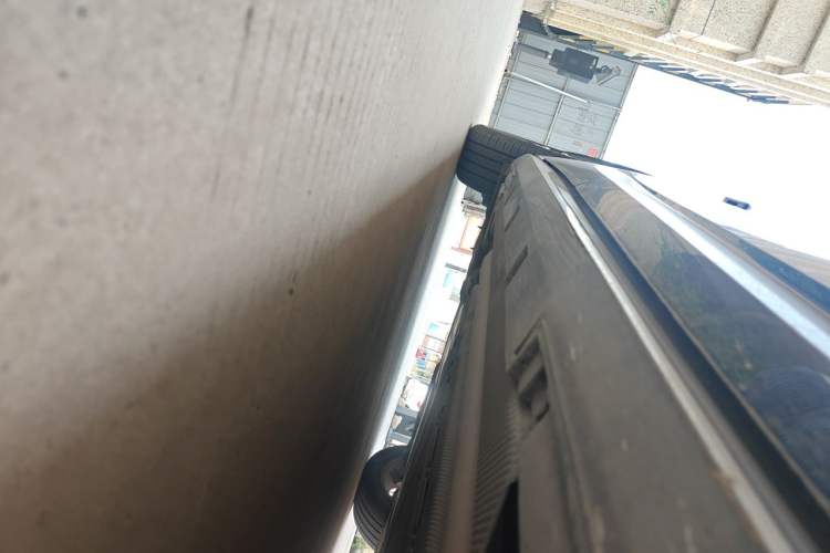 Used BYD Seal 2024 HONOR Edition DM-i 1.5L 121km Prestige Model Chassis Front Right