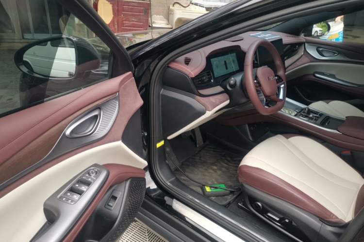 Used BYD Seal 2024 HONOR Edition DM-i 1.5L 121km Prestige Model Driver Seat