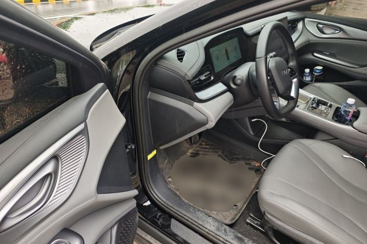 Used BYD Seal 2024 HONOR Edition DM-i 1.5L 121km Luxury Model Driver Seat