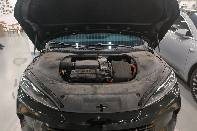 Used BYD Seal 2024 HONOR Edition DM-i 1.5L 121km Luxury Model Engine Bay