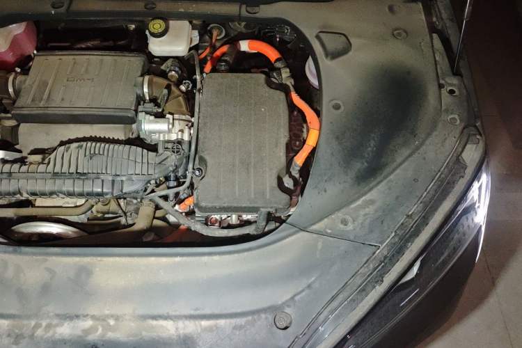 Used BYD Seal 2024 HONOR Edition DM-i 1.5L 121km Prestige Model Engine Bay Left