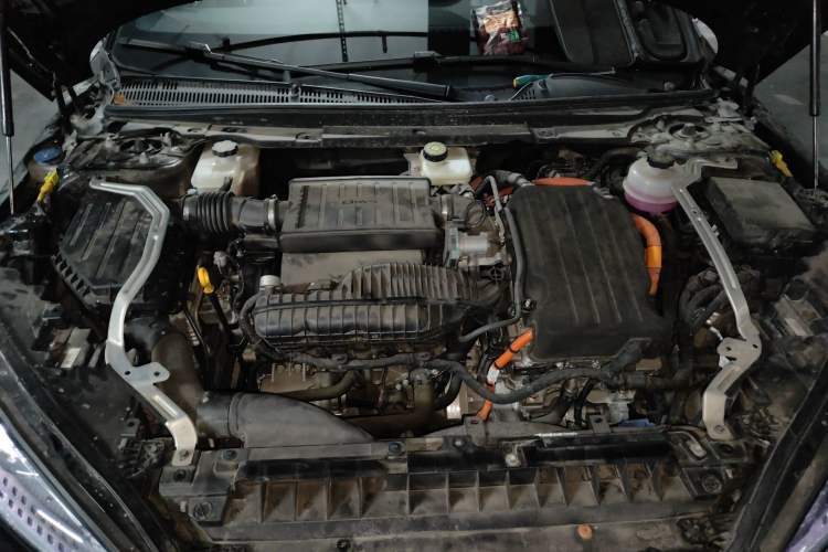 Used BYD Seal 2024 HONOR Edition DM-i 1.5L 121km Prestige Model Engine Bay