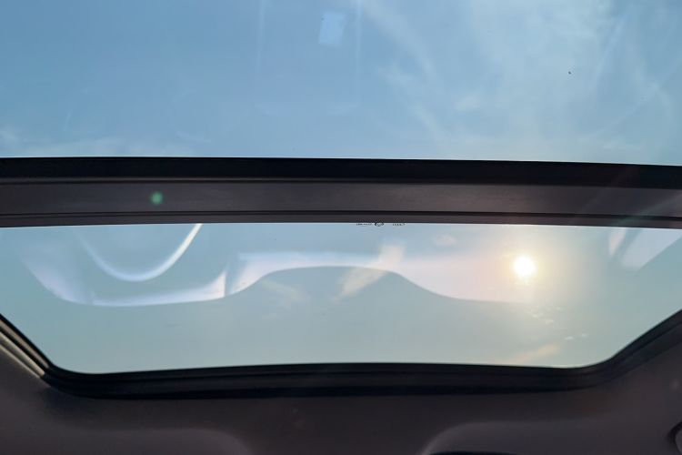 Used BYD Seal 2024 HONOR Edition DM-i 1.5L 121km Prestige Model Headliner