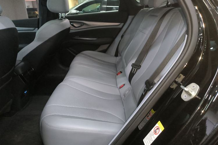 Used BYD Seal 2024 HONOR Edition DM-i 1.5L 121km Luxury Model Left Rear Seat