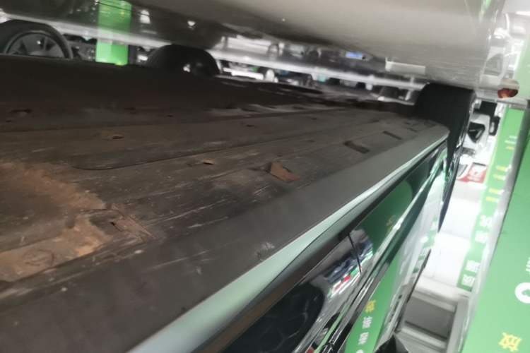 Used BYD Seal 2024 HONOR Edition DM-i 1.5L 121km Prestige Model Left Side Sill