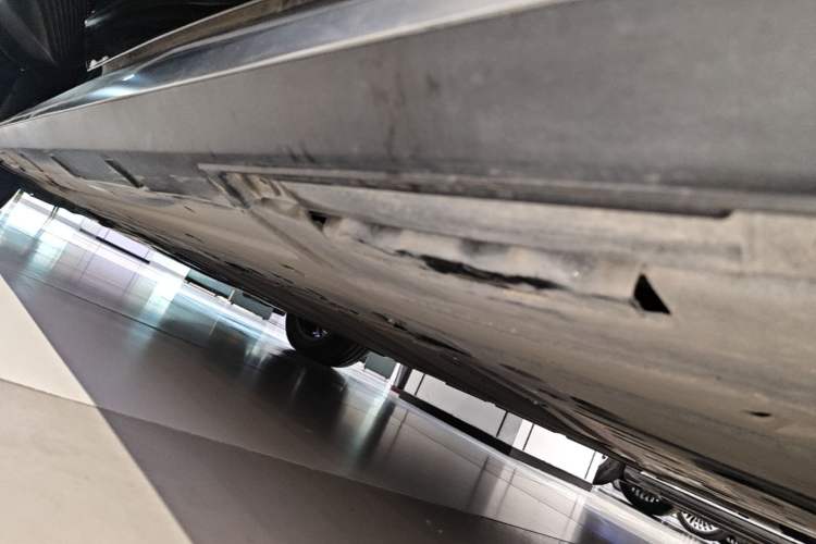 Used BYD Seal 2024 HONOR Edition DM-i 1.5L 121km Prestige Model Left Side Sill
