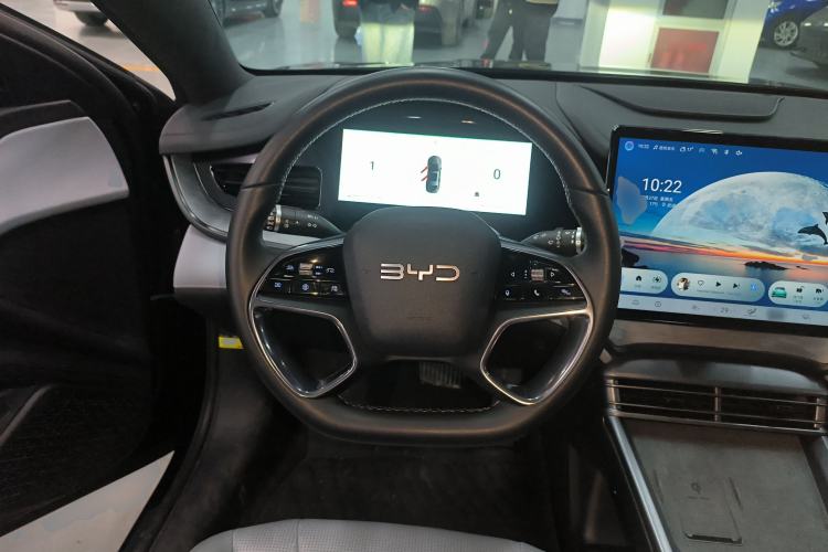 Used BYD Seal 2024 HONOR Edition DM-i 1.5L 121km Luxury Model Steering Wheel