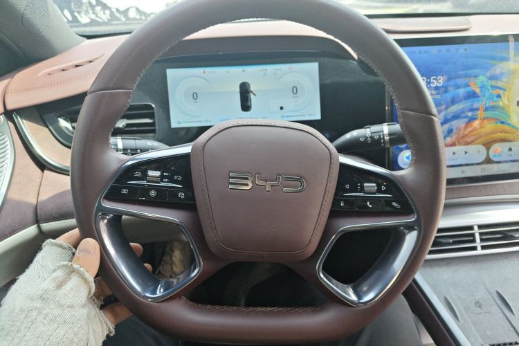 Used BYD Seal 2024 HONOR Edition DM-i 1.5L 121km Prestige Model Steering Wheel