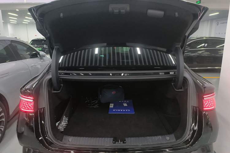 Used BYD Seal 2024 HONOR Edition DM-i 1.5L 121km Luxury Model Trunk