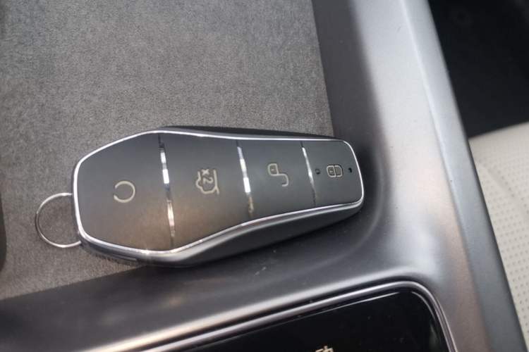 Used BYD Seal 2024 HONOR Edition DM-i 1.5L 121km Prestige Model Vehicle Key