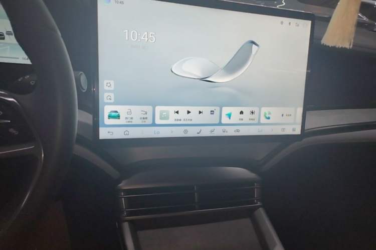 Used BYD Seal 2024 HONOR Edition DM-i 1.5L 121km Luxury Model Audio And AC Panel